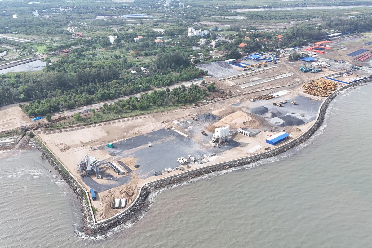 Shorebase 24 Jam Menjaga Logistik Migas Tetap Lancar